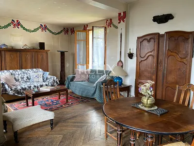 Maison 6 pièces de 135 m2 et  grande dépendance sur une parcelle de 700 M2