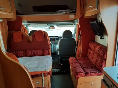 VENDU CAMPING CAR PROFILE CAPUCINE CHAUSSON FLASH 03, 6 places