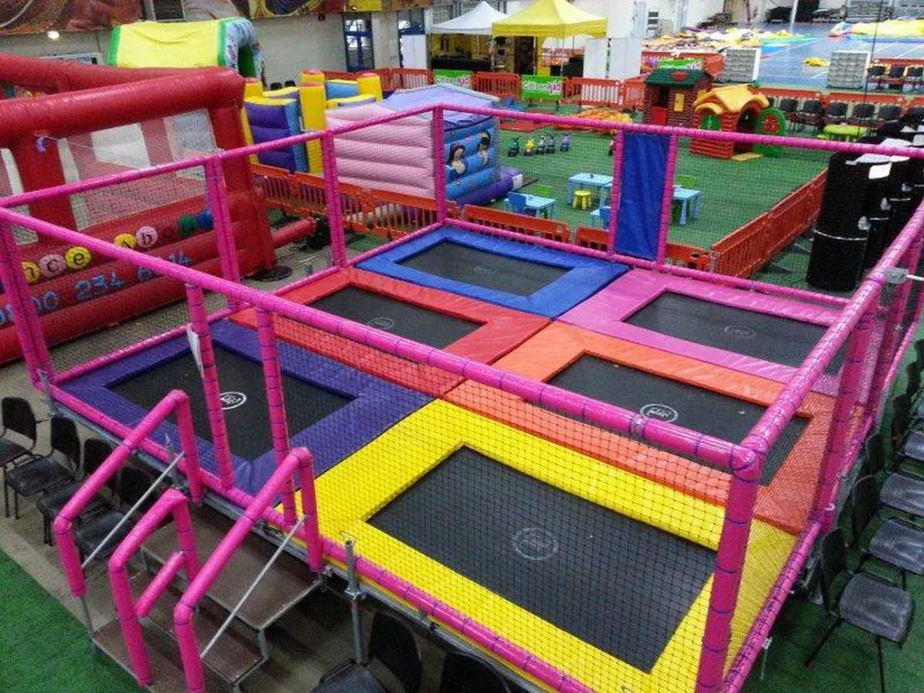 LOCATION REMORQUE TRAMPOLINE A LYON
