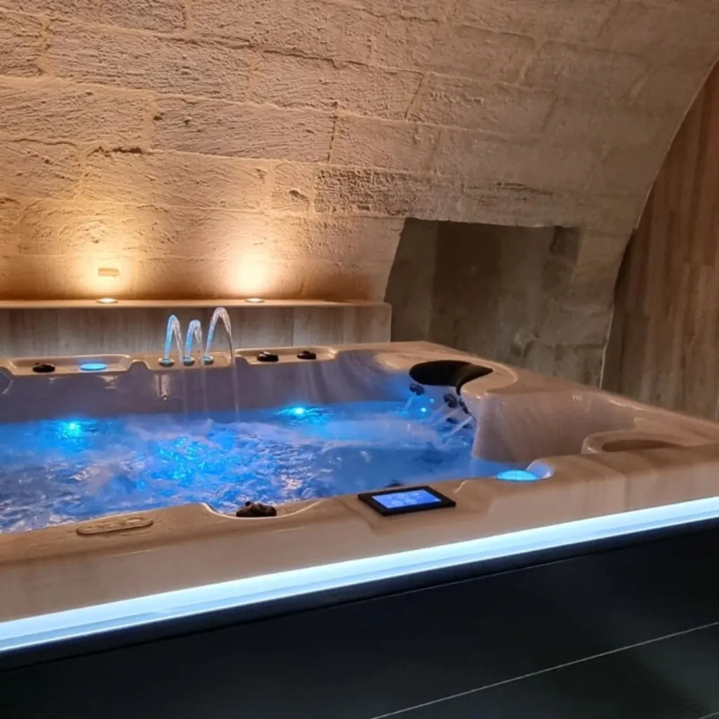 spa-torino-luxe-installe-a-uzes-gard