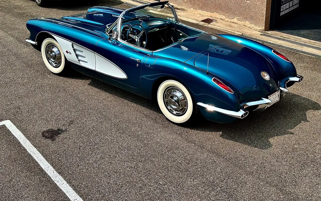 protection carrosserie traitement céramique Gyeon infinite Lyon Chevrolet corvette C1 1959