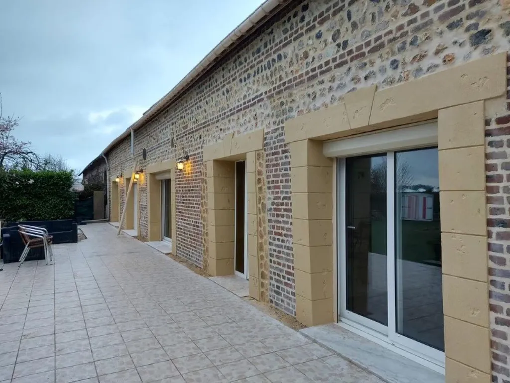 rejointoiement de façade brique et silex sur maison ancienne artisan proche Le Havre 76