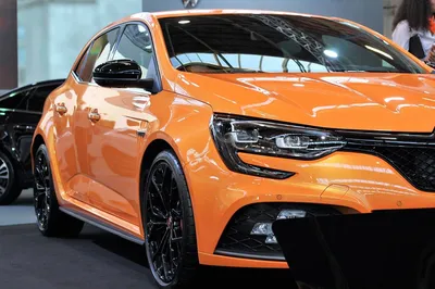 covering intégral brillant sur Renault megane dans le var