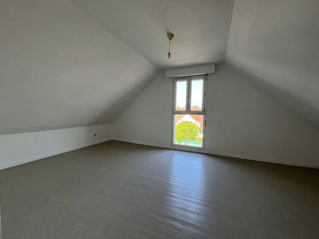 Ensemble immobilier, à vendre, en centre-ville du Trait - Idéal investisseurs !