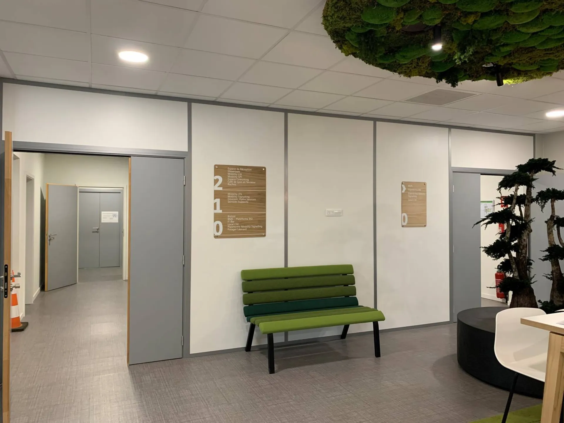 Impression sur bois écologique lyon CEGELEC MOBILITY