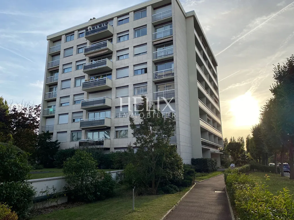 Le Pecq appartement 4 pièces près de la gare RER