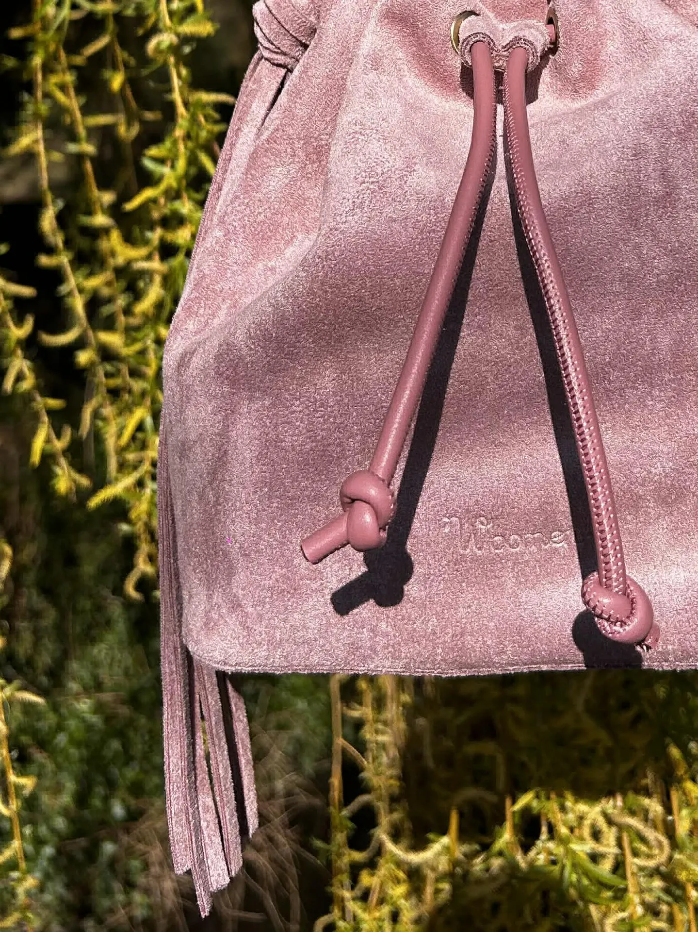 Sac bourse WOOMEN disponible chez Evasion Eu