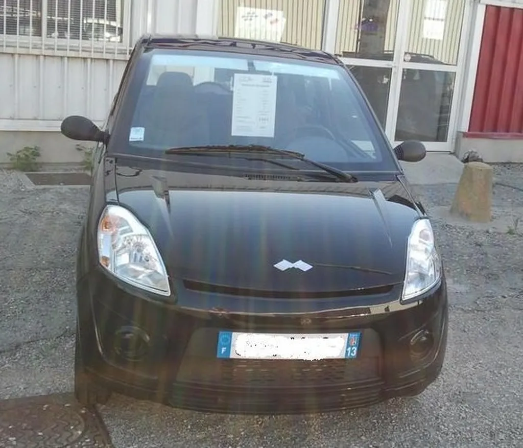 Voiture sans permis occasion Marseille Ligier IXO LINEA Année 2011