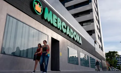 Journée d’excursion à La Jonquera & Perthus : départ matinal, shopping au Mercadona, pause déjeuner libre au Perthus