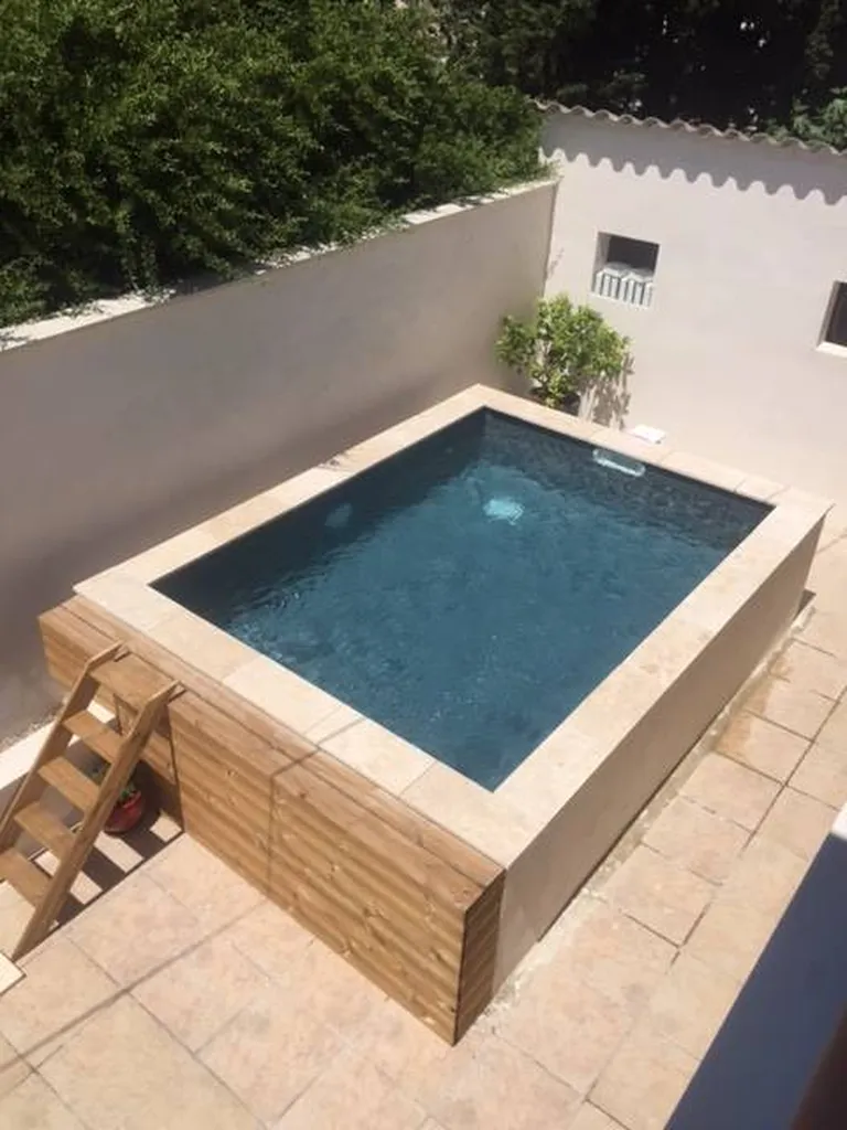 MARGELLES PISCINE TRAVERTIN BEIGE 1ER CHOIX EXTRA 61 X 33 X 3 CM BORD DROIT