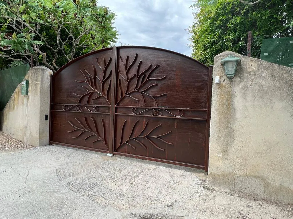 portail sur mesure ferronnerie aix en provence
