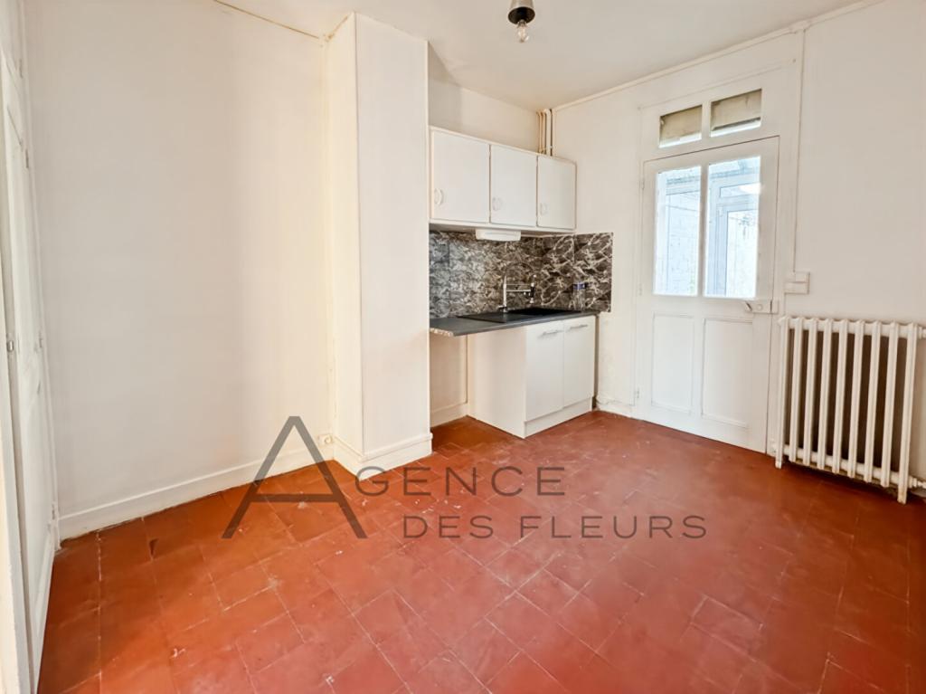 A vendre maison de ville de 104 m2 située à Saint-Aubin-les-Elbeuf