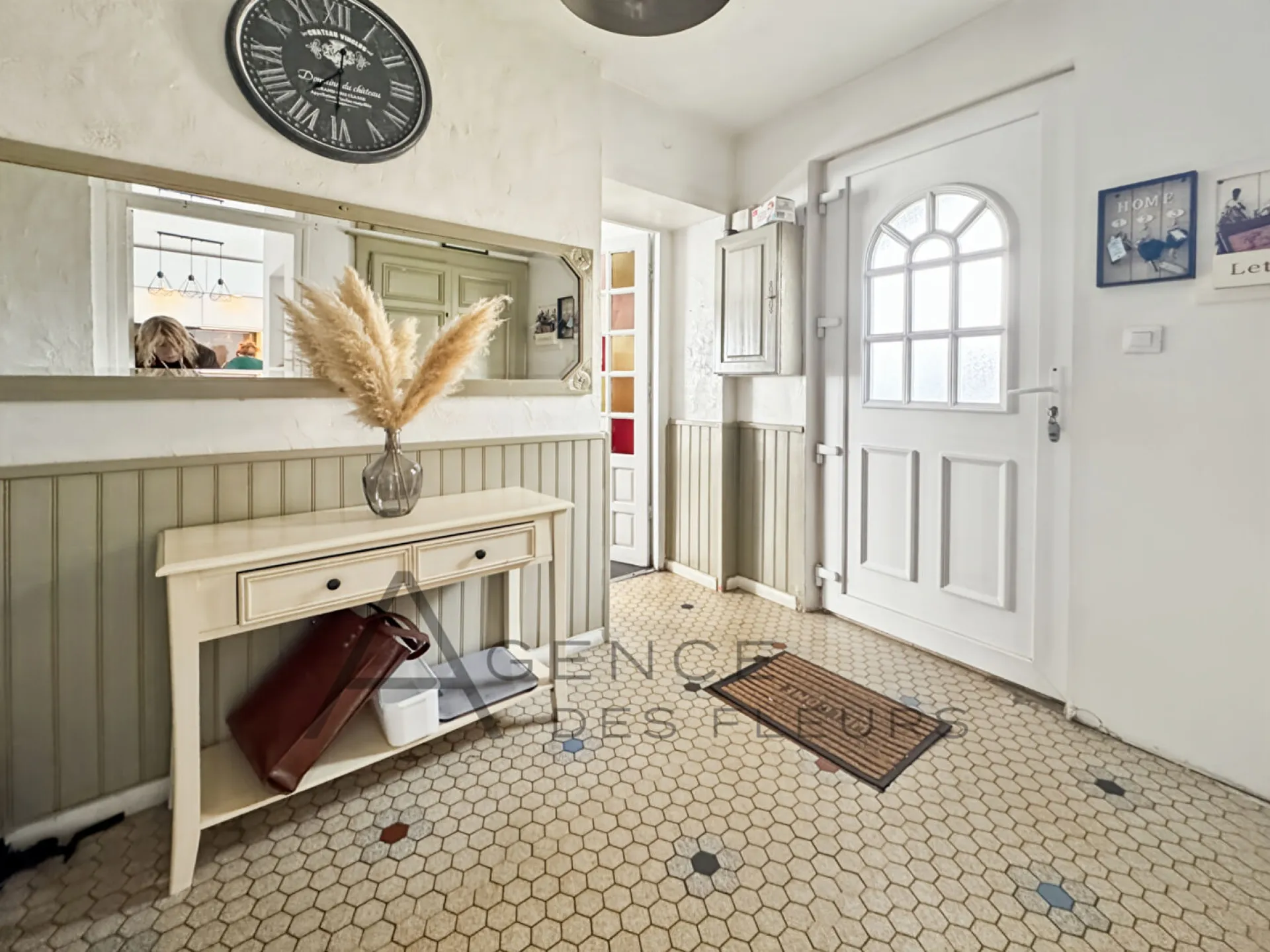 A vendre, maison familiale de 163m² sur un terrain de 263 m² situé à Elbeuf 76500