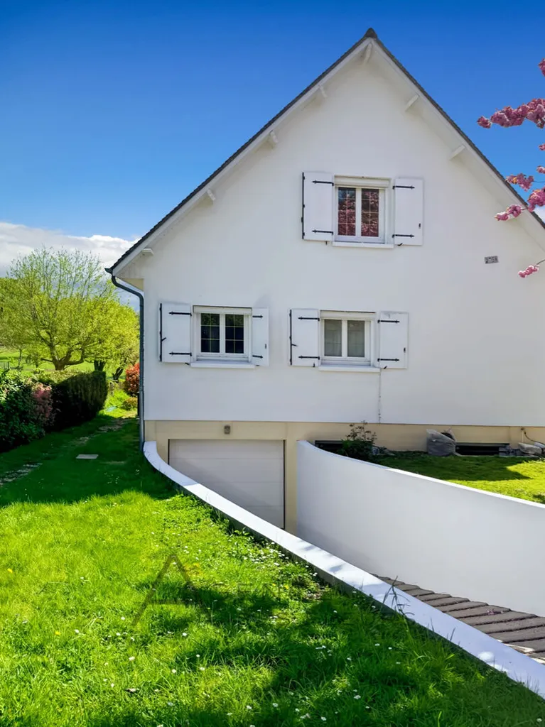 À vendre, maison de 207m² sur un terrain de 1200m² située à Oissel 76350