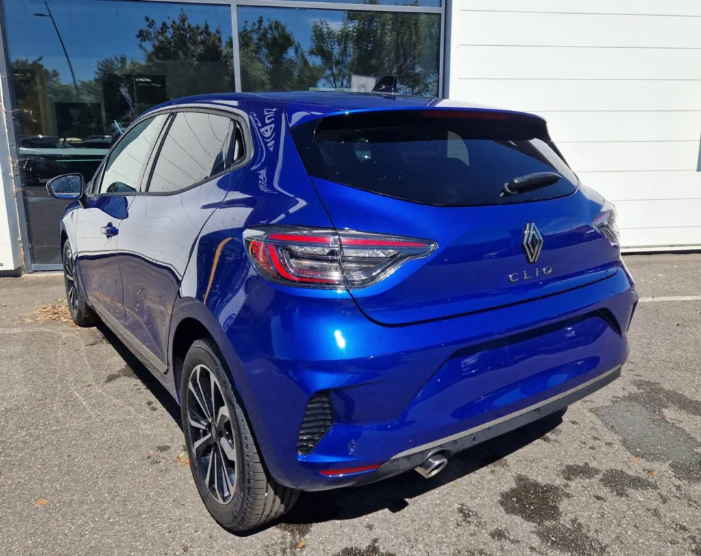 NOUVELLE RENAULT CLIO TCE 90 TECHNO CAMERA 360° OCCASION PRES DE TOULOUSE EN OCCITANIE