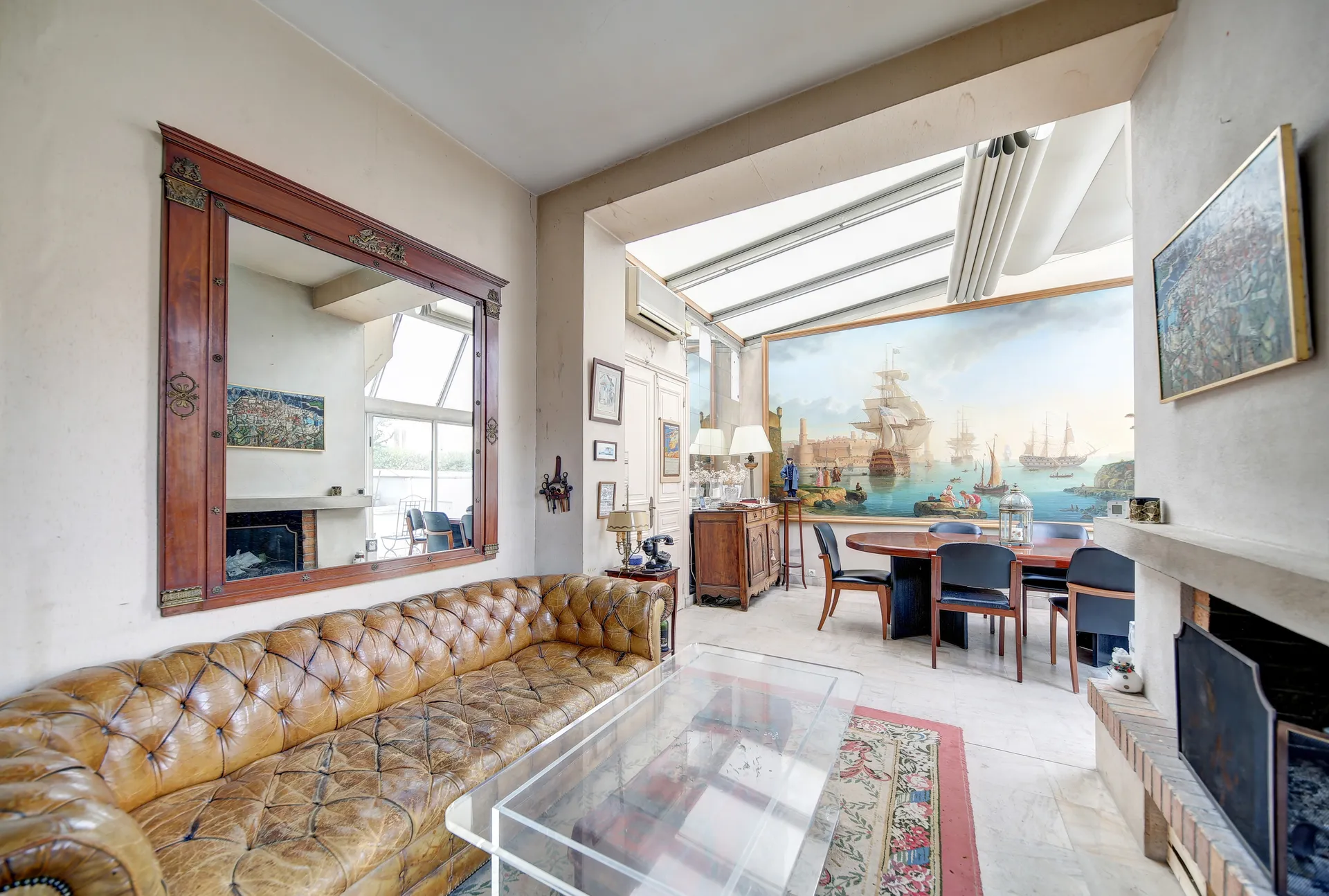 En exclusivité à vendre maison de caractère au cœur du Vésinet à quelques pas de la place du marché