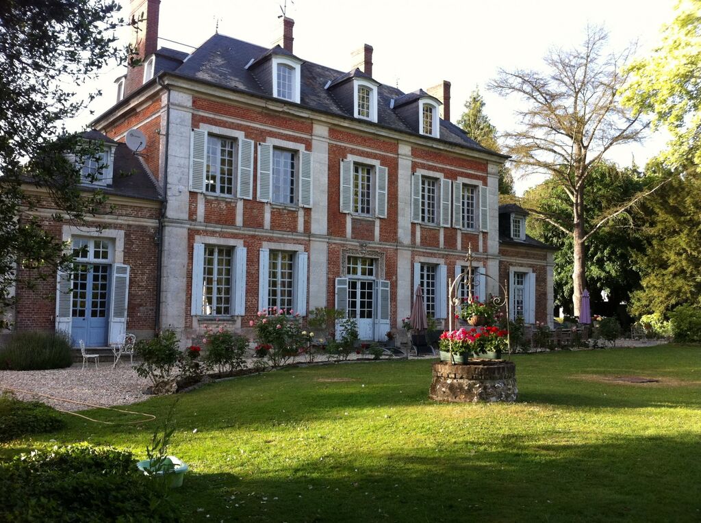 PROPRIETE BOURGEOISE DU XVIIIème siècle Vallée de la Risle, Eure 27