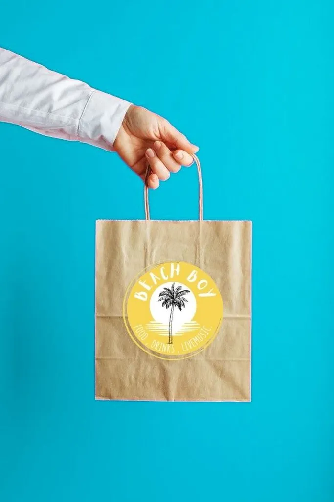 Reçoit les meilleurs smash burgers de Beach Boy directement chez toi 