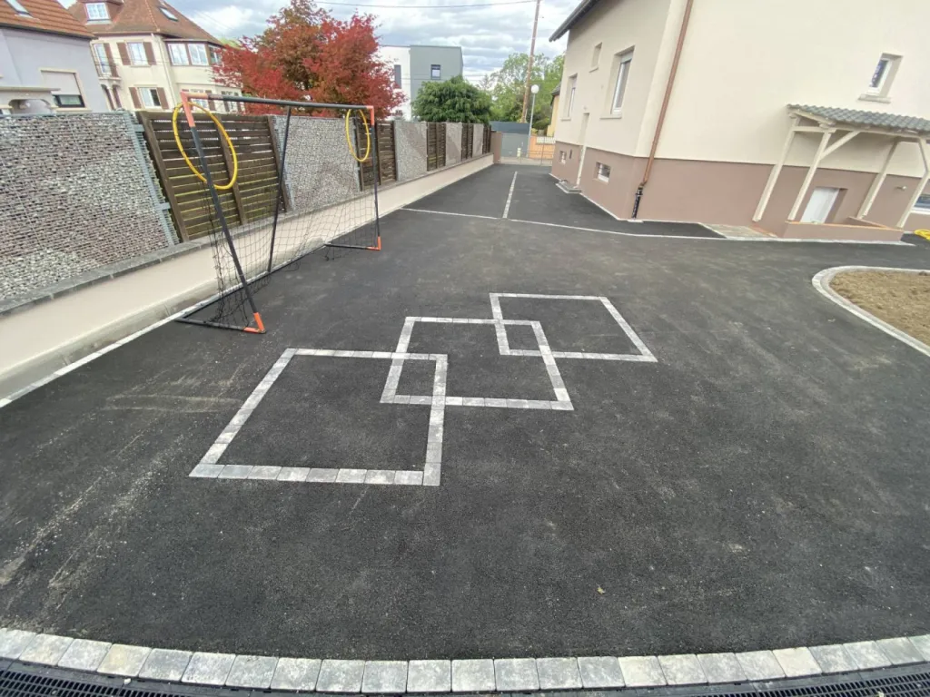 Optez pour une pose d'enrobé de qualité à Erstein CLK