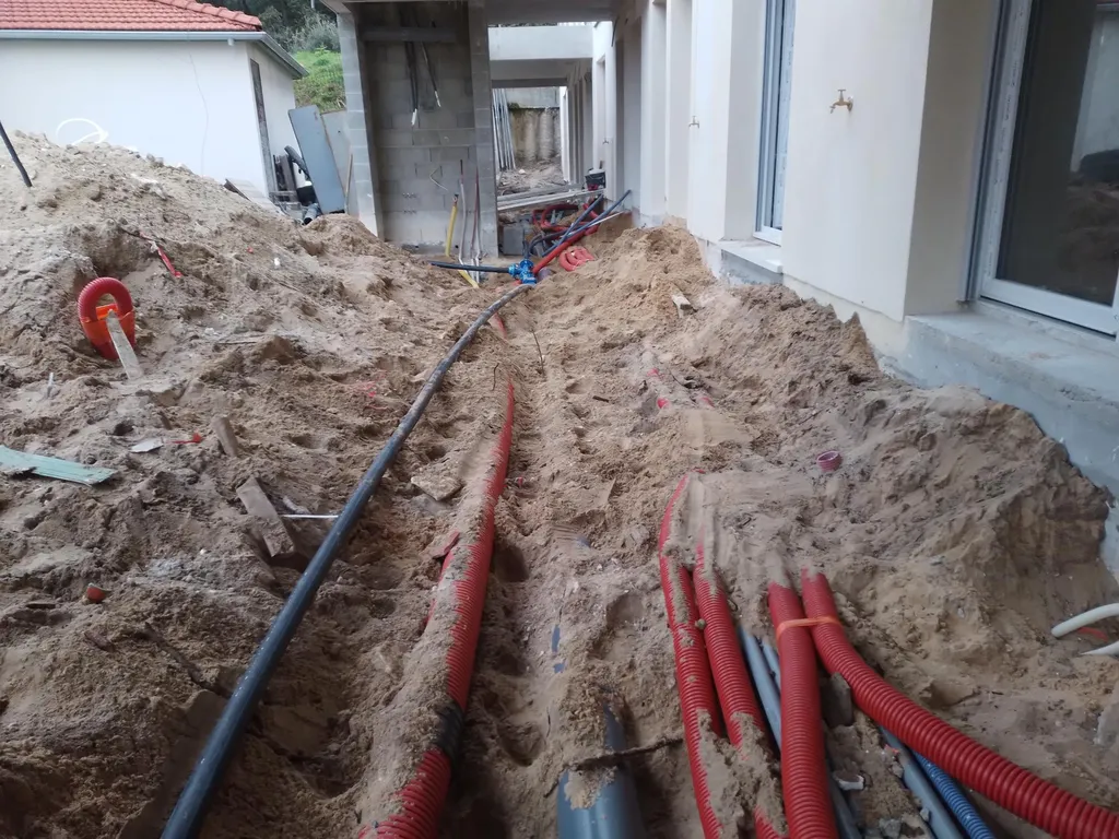 Terrassement et pose de réseaux avec bassin de stockage des eaux pluviales par casiers ARCACHON