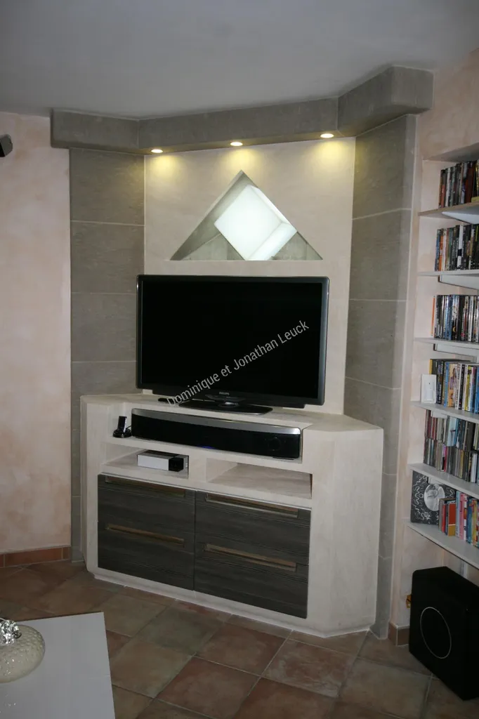 Meuble en pierre d'Estaillades