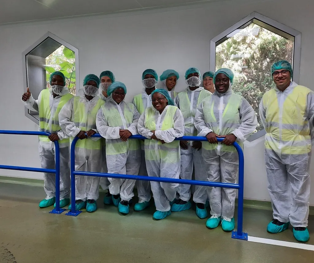 Benta Lyon accueille les étudiants béninois en pharmacie de Cotonou