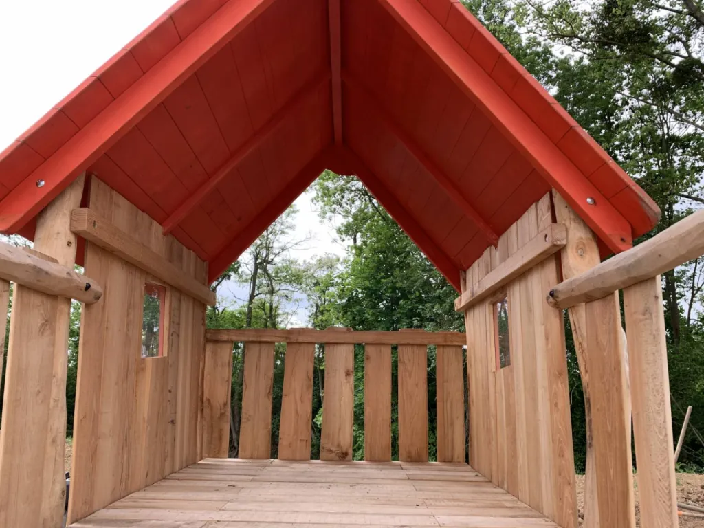 Détails de jeux en robinier naturel ARNAS (69)