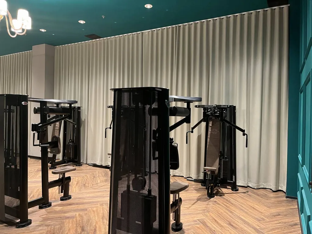 rideaux sur mesure salle de sport john Reed la Part Dieu