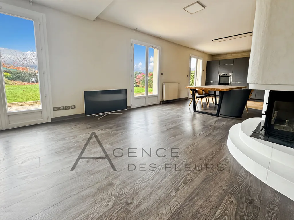 À vendre, maison d'habitation de 123 m² sur un terrain de 1025 m² situé à Saint-Aubin-les-Elbeuf 76410