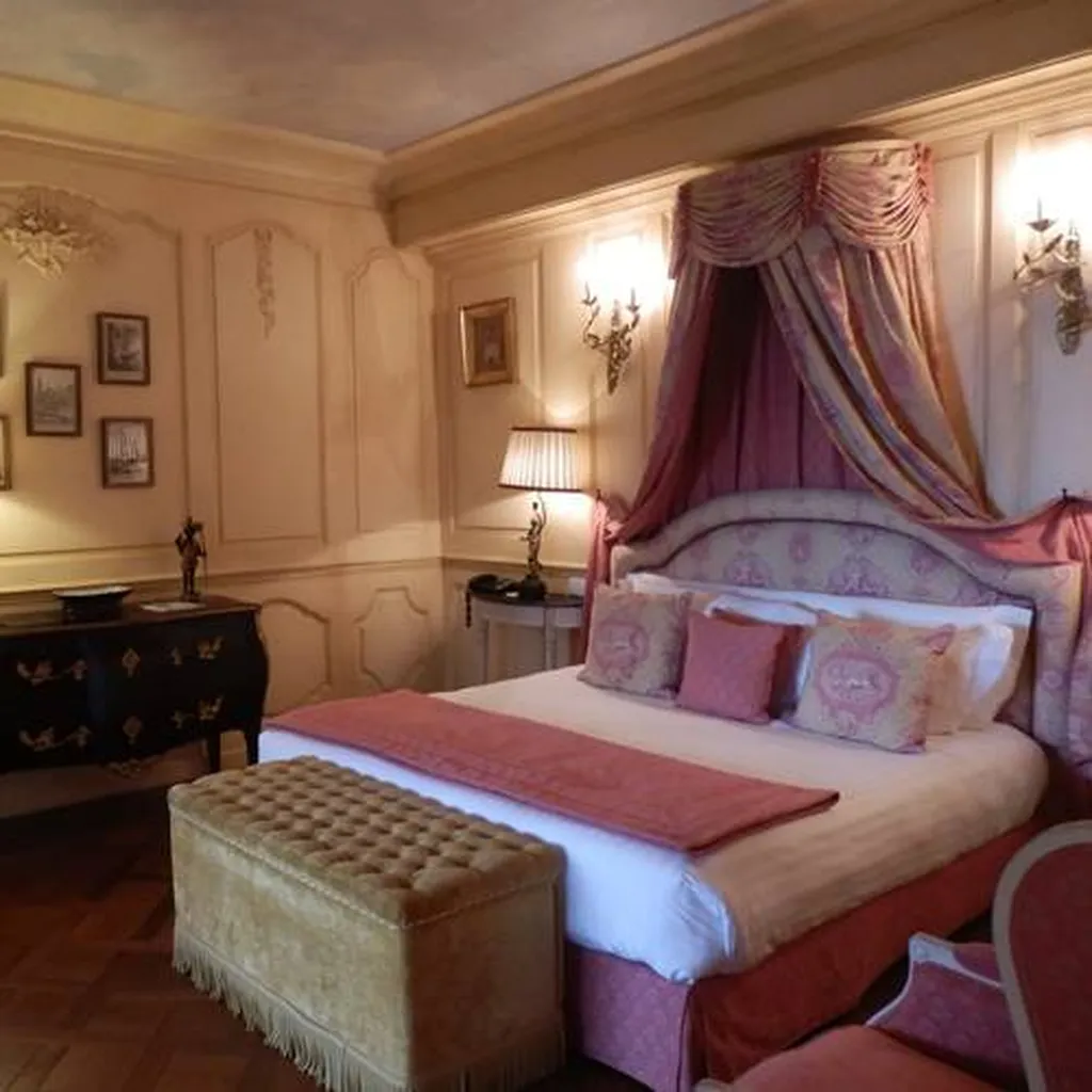 MURS DE LA CHAMBRE EN BADIGEON DE CHAUX TERRE DU MONDE A AIX EN PROVENCE