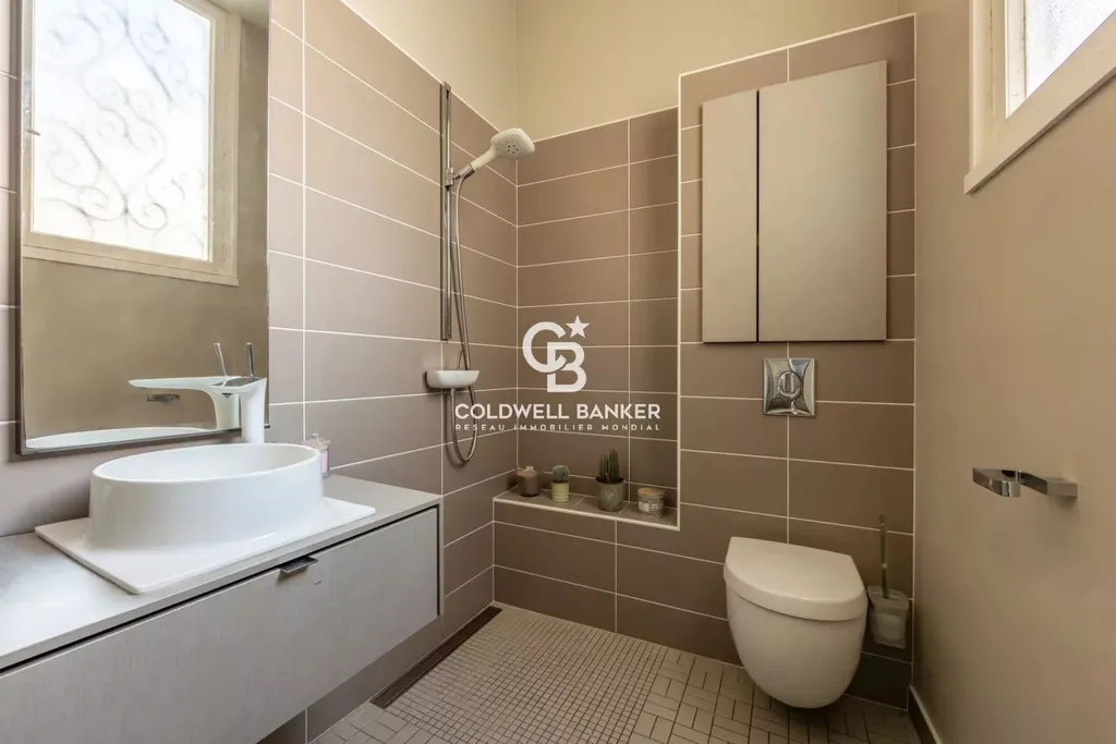 maison de caractère Le Mans Croix de Pierre avec parquet ancien et cheminées