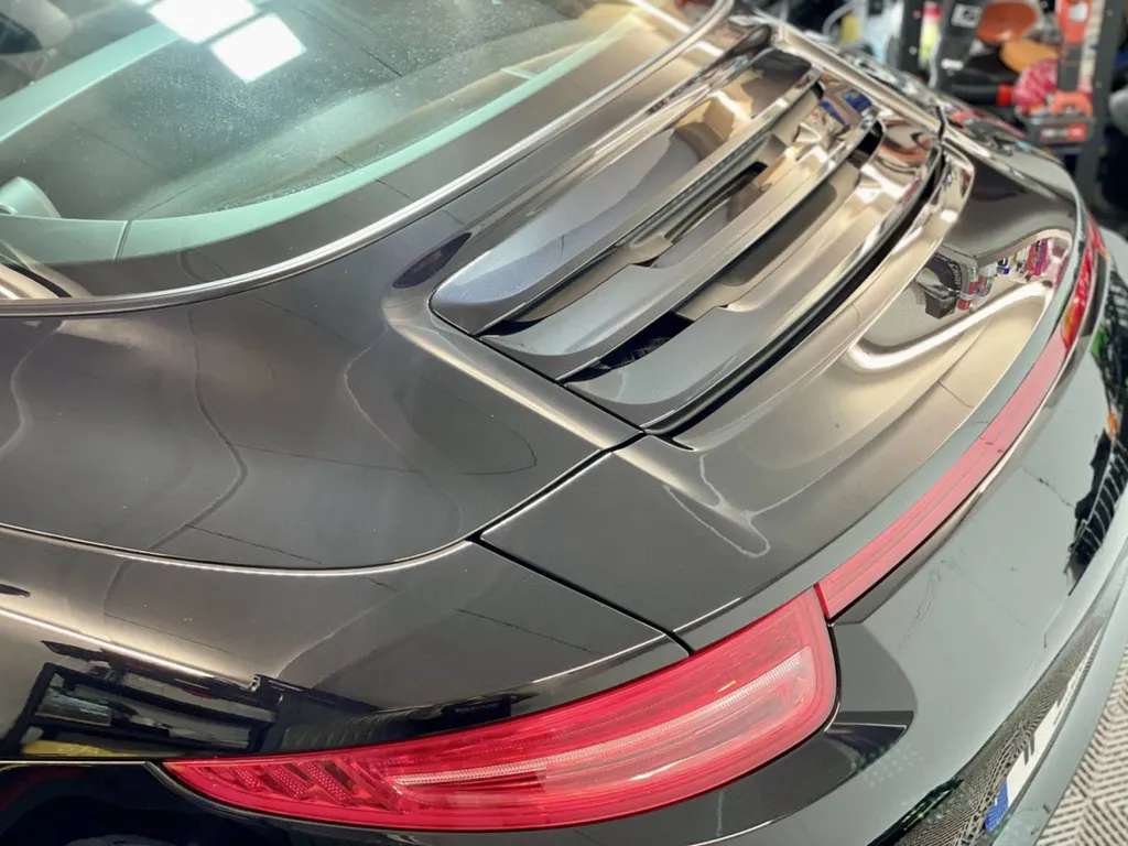 Polissage de carrosserie et traitement céramique proche de Saint Genis Laval