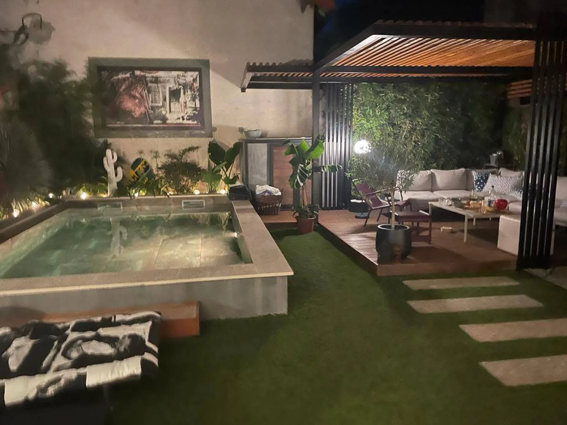 Aménagement d’un jardinet de ville dans le Gard