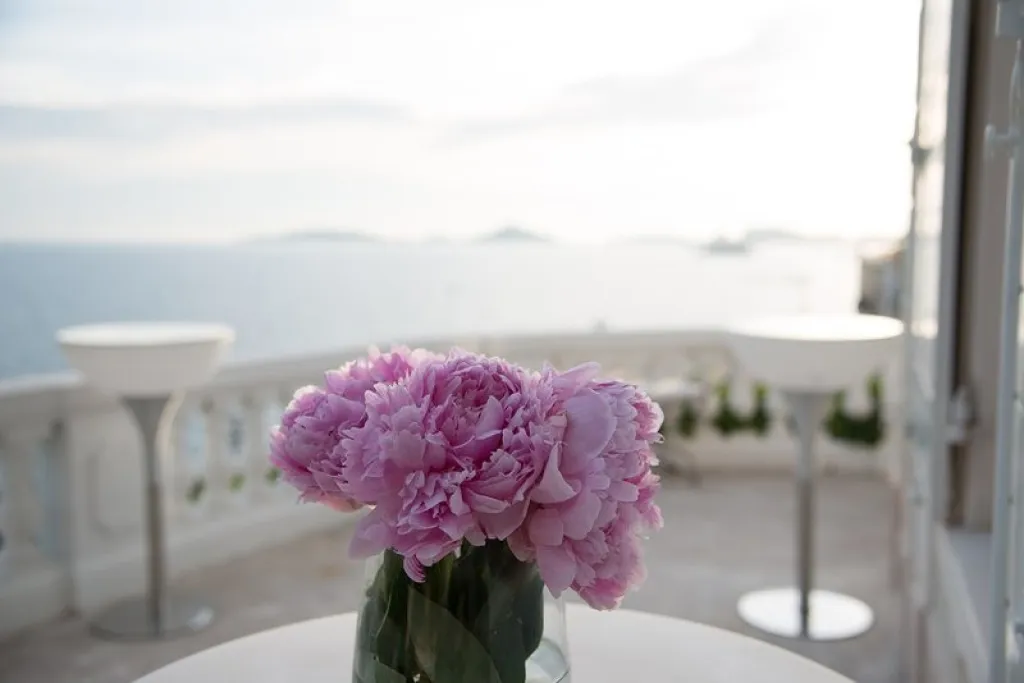 Organisation d'événement avec cocktail pour anniversaire sur la Corniche à Marseille