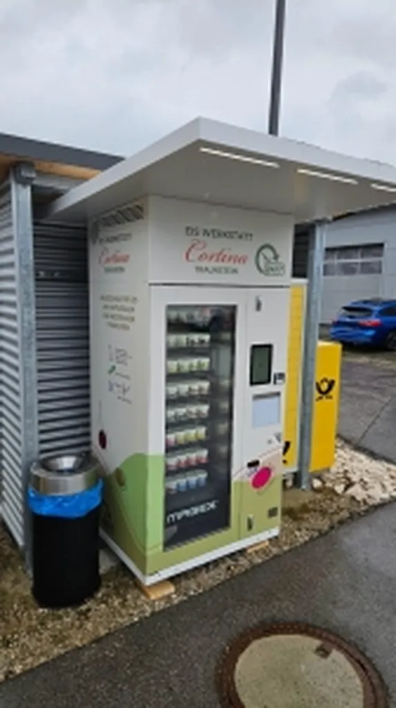 Vente de distributeur automatique de glaces artisanales et sorbets avec système de paiement sans contact en France