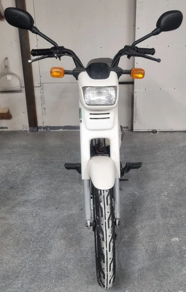 CYCLO PEUGEOT FOX 50 DU 08/2016 AVEC 12293 KM.