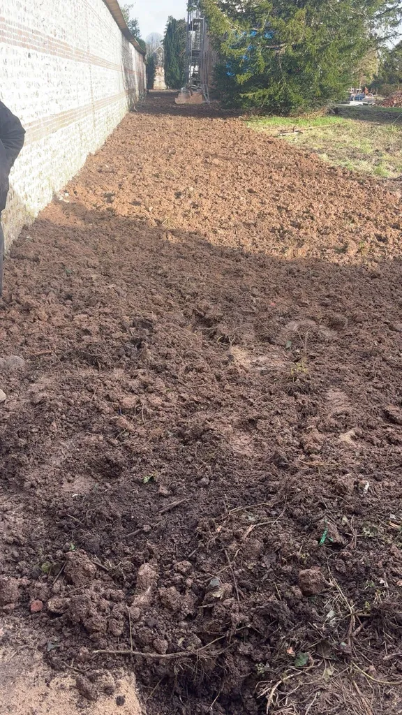 Terrassement secteur Goderville : réalisation d'un tout à l'égout et évacuations pluviales de 170 m² linéaire diamètre 160