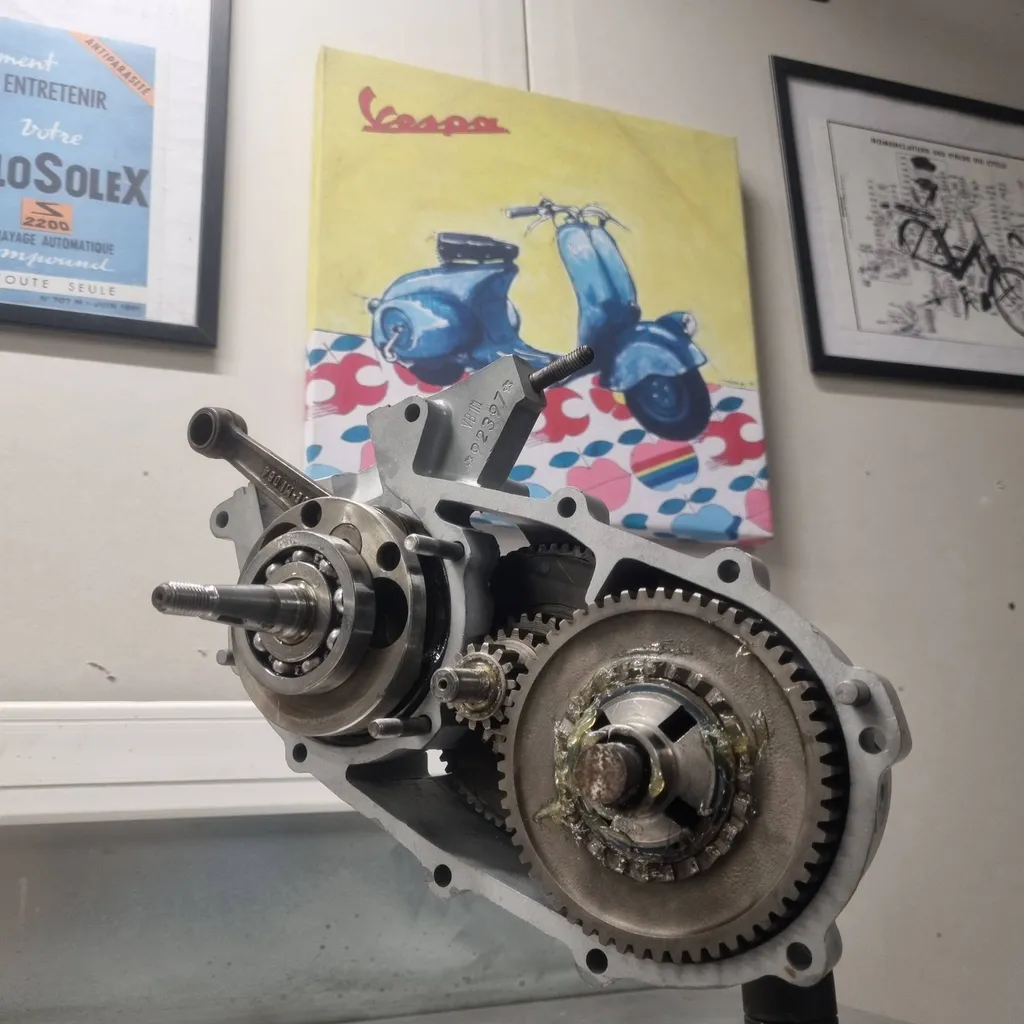 RESTAURATION VESPA GL 150 ITALIEN DE 1958 VAR