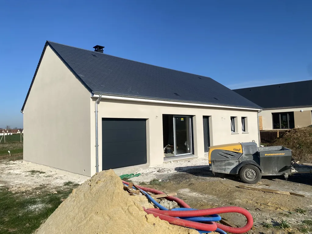 réalisation par 3F RAVALEMENT d’une maison individuelle  à rots 14740