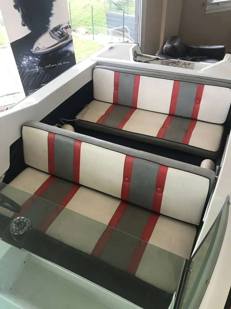 acheter un bateau rigide en Loire Atlantique chez un concessionnaire spécialiste de la mécanique marine