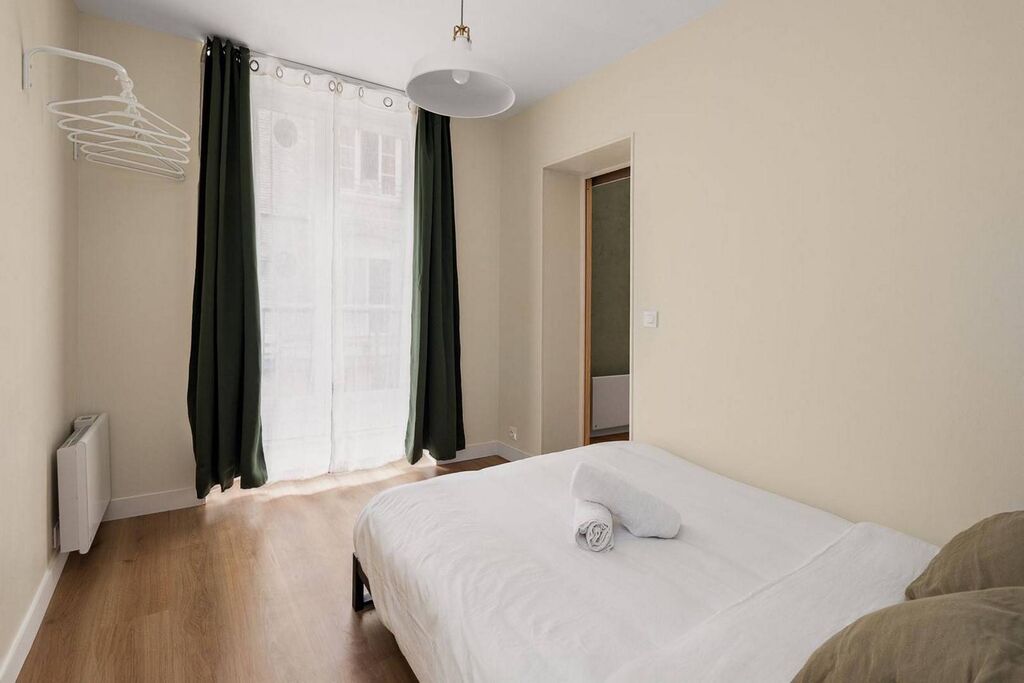 Joli appartement 2 pièces rénové et meublé en centre ville de Dieppe, Normandie