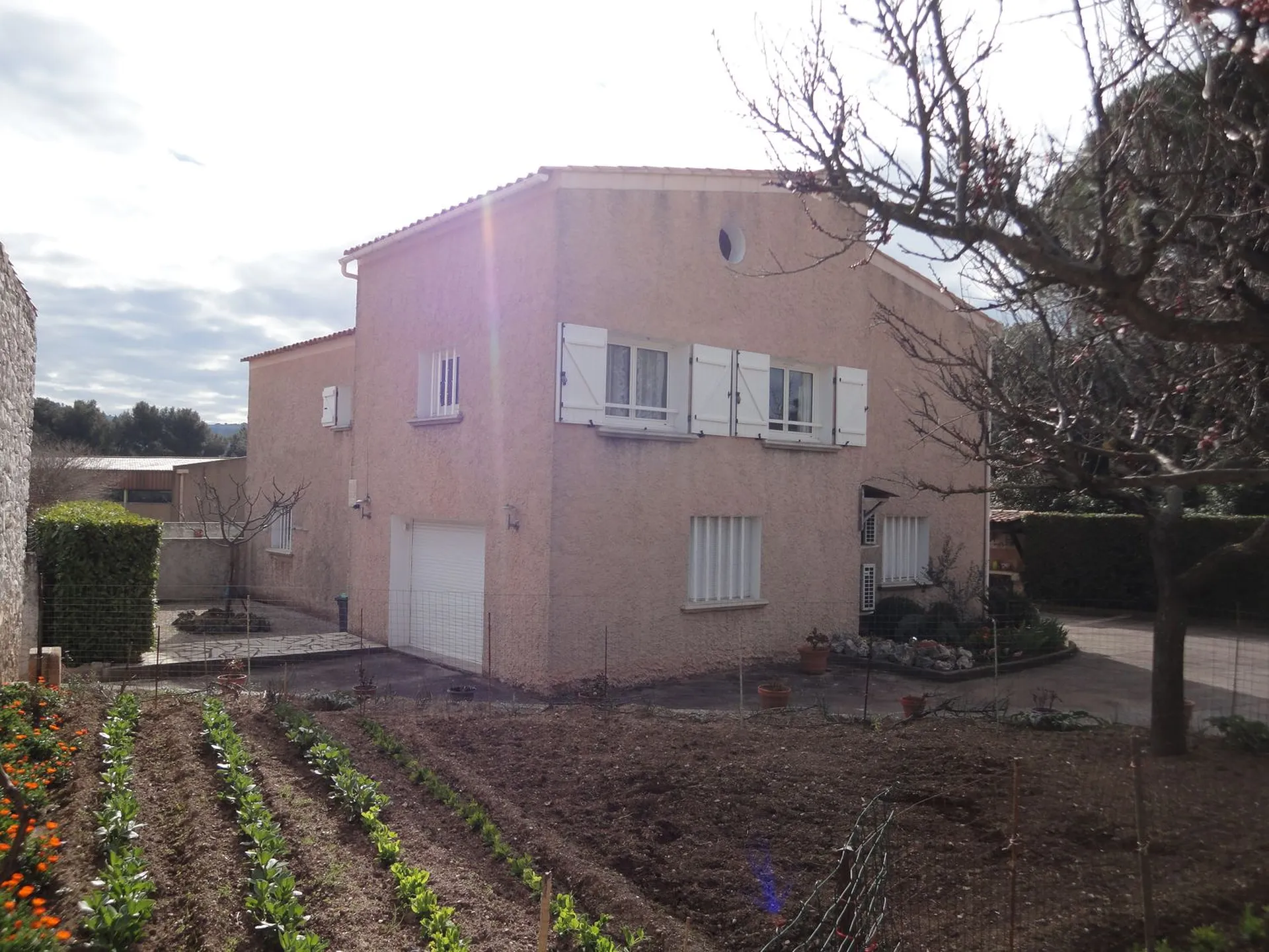 Maison à vendre sur Roquefort la Bédoule avec piscine