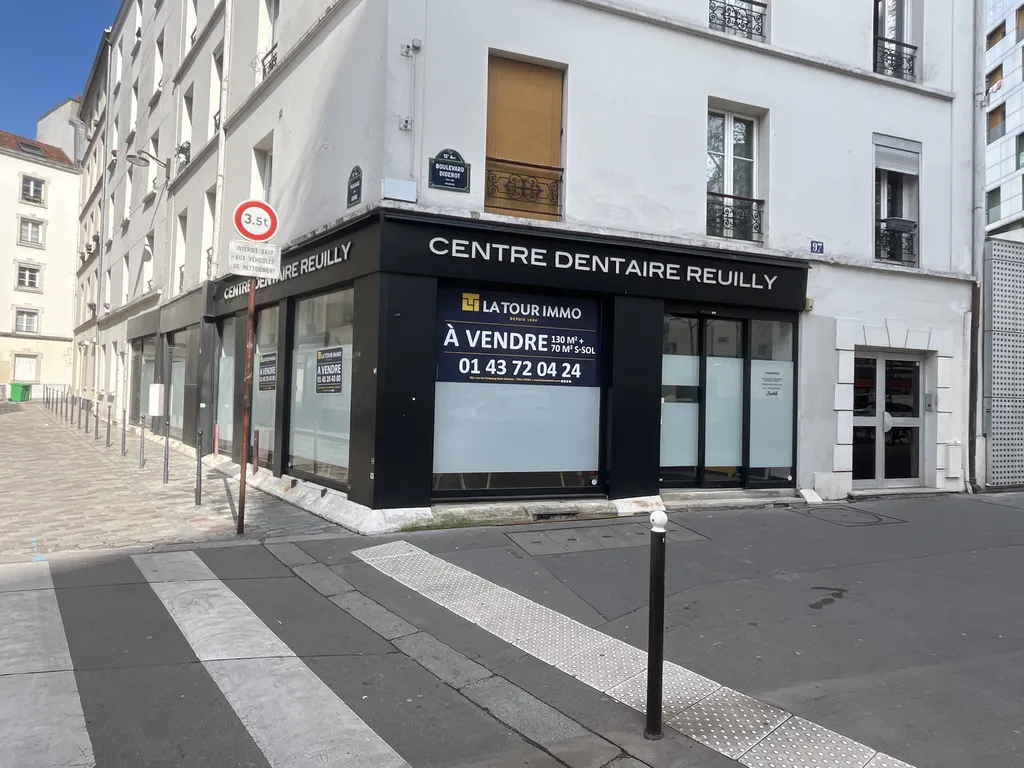 Vente - Boutique 203 m², Nation, Boulevard Diderot 75012 PARIS