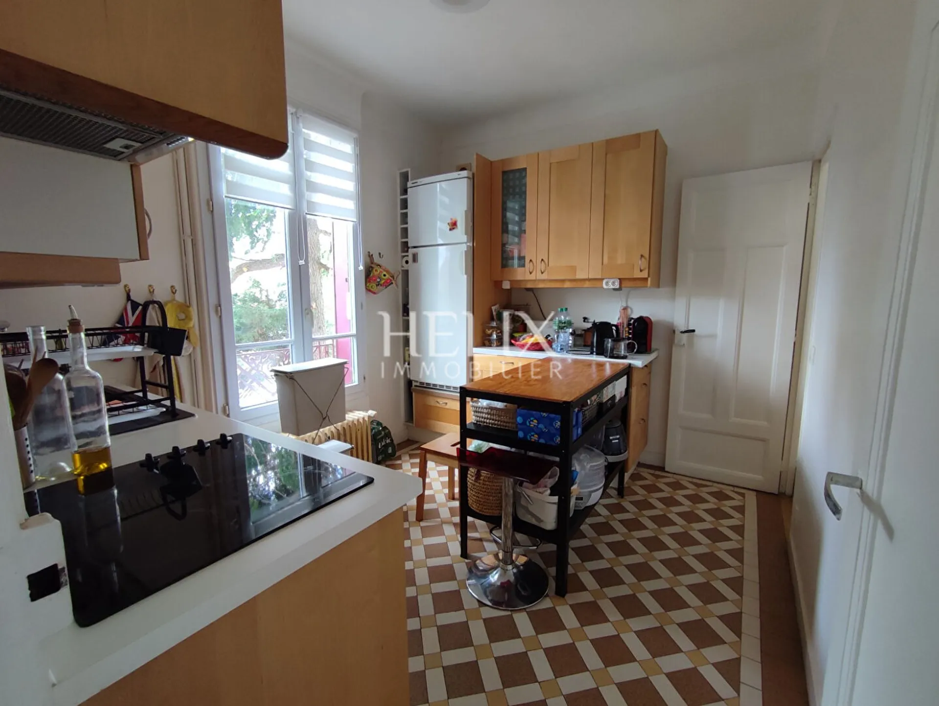 Maison avec jardin intimiste dans le centre de Maisons Laffitte