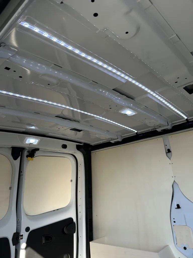 vente Nissan Primastar L1H1 N connecta 130 CV BVM6 Fourgon compact confortable et bien équipé