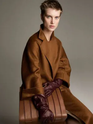 Le sac Whitney chez MaxMara pour un lookchic et intemporel crée par Renzo Piano.