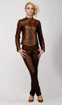 Nos pantalons et nos jupes en cuir