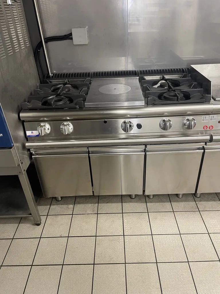installation d une cuisine de marque Baron