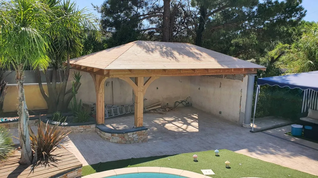 Pool house BOIS HYERES VAR 83