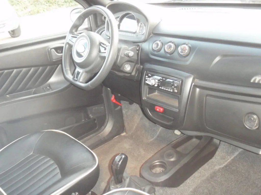 VENTE VOITURE SANS PERMIS MICROCAR M8 BLACK AND WHITE PRES DE TOULON VAR 83